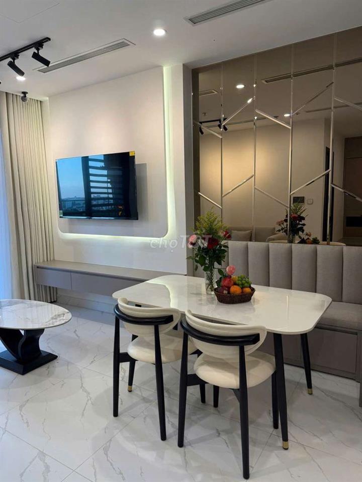 Cho thuê căn hộ 1PN+1 , 54 m2 Vinhomes Grand Park