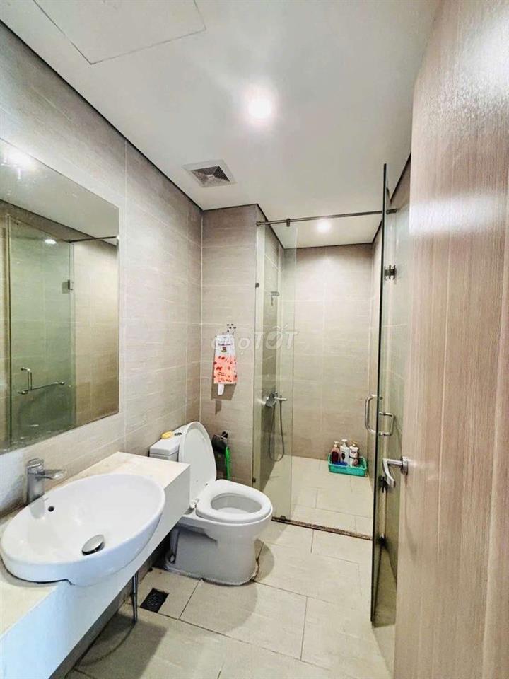 Bán Căn Hộ 1PN+1Nội thất Gỗ, 47 m2, 2,3 tỷ 