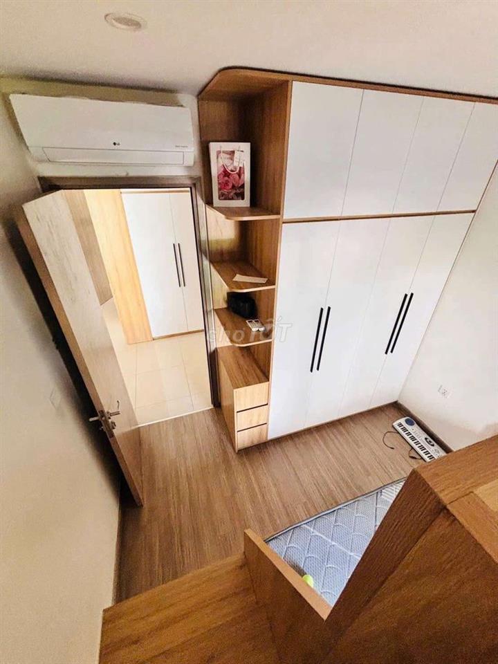 Bán Căn Hộ 1PN+1Nội thất Gỗ, 47 m2, 2,3 tỷ 