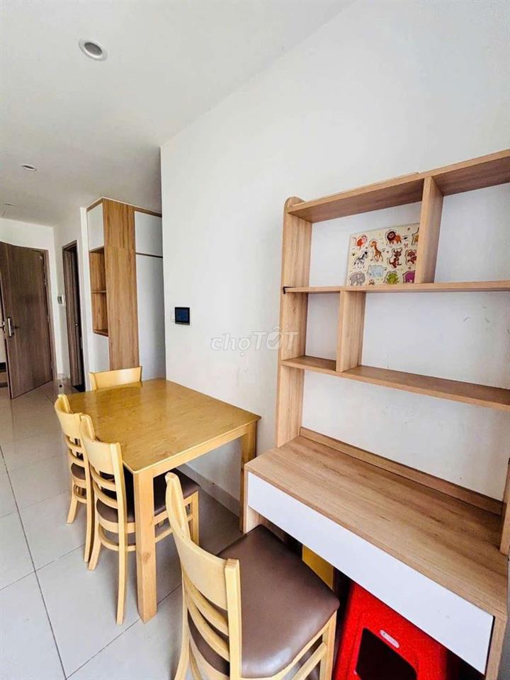 Bán Căn Hộ 1PN+1Nội thất Gỗ, 47 m2, 2,3 tỷ 
