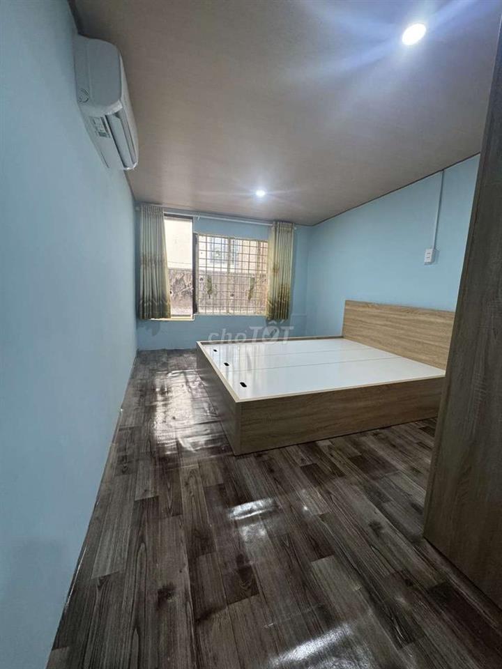Chi Thuê Phòng 30 m2, 7 triệu / tháng 