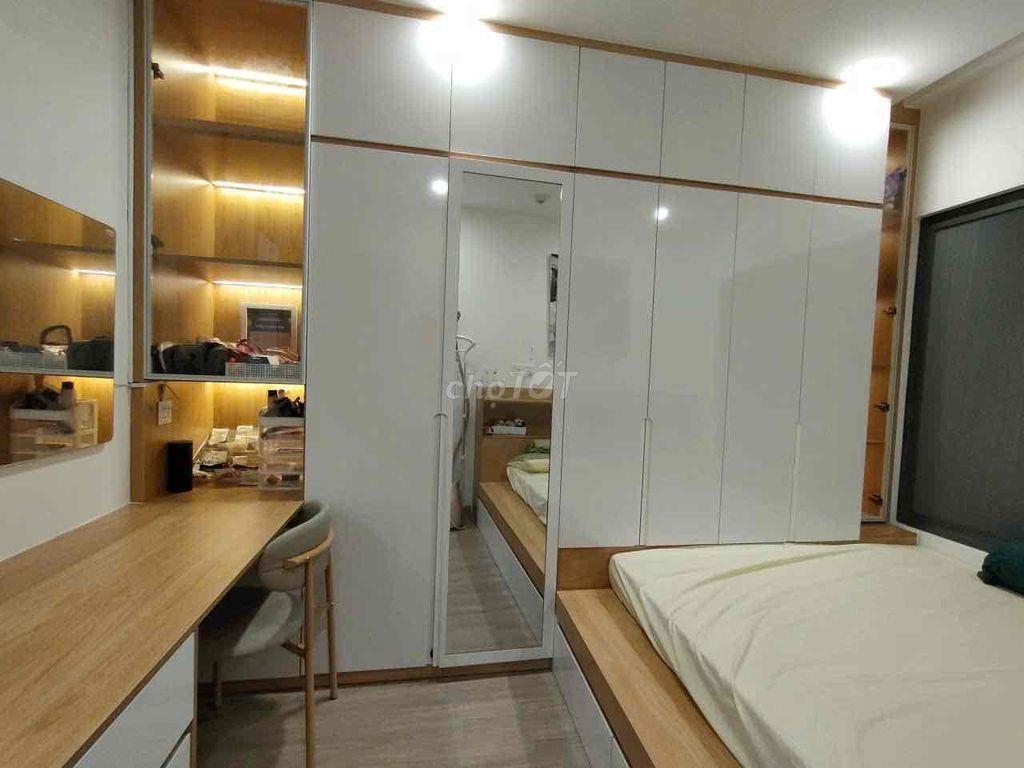 (GẤP) CHO THUÊ CĂN HỘ VINHOME QUẬN 9