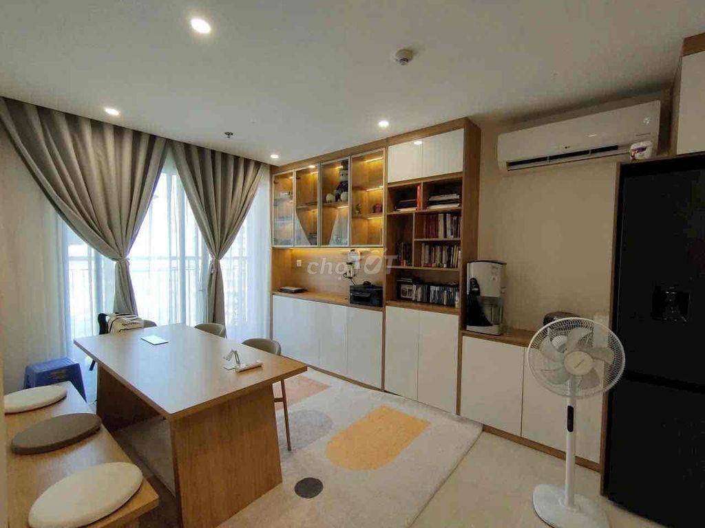 (GẤP) CHO THUÊ CĂN HỘ VINHOME QUẬN 9