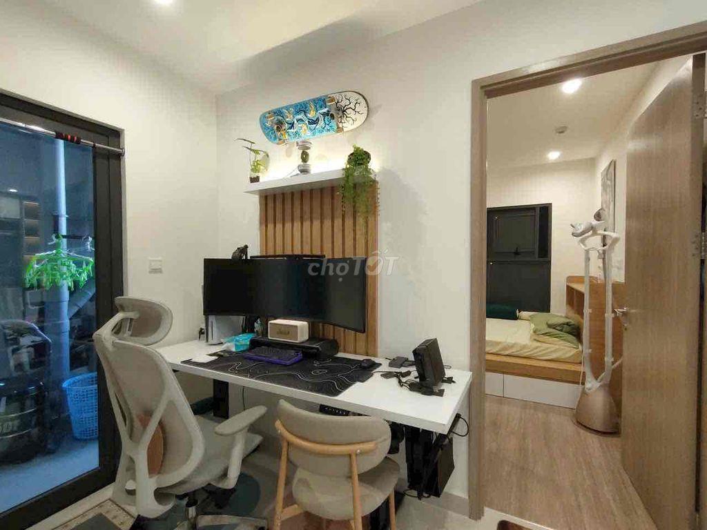 (GẤP) CHO THUÊ CĂN HỘ VINHOME QUẬN 9