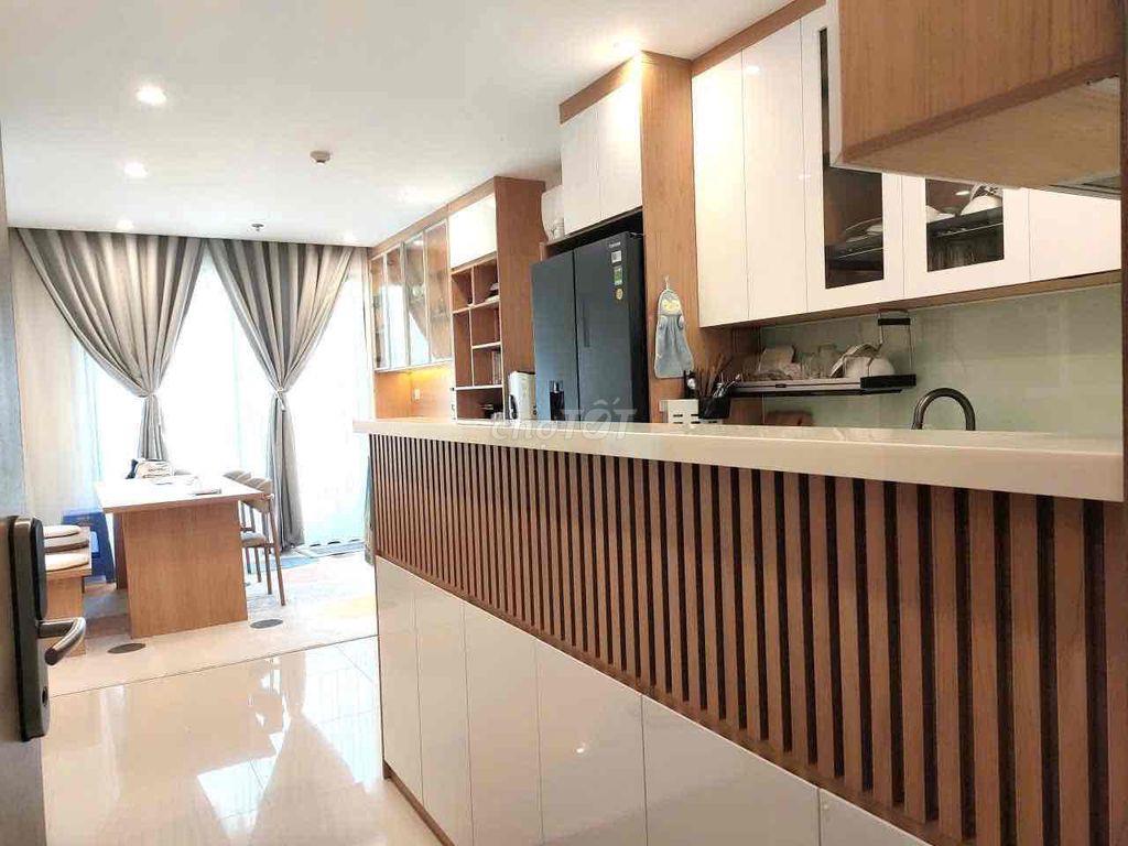 (GẤP) CHO THUÊ CĂN HỘ VINHOME QUẬN 9