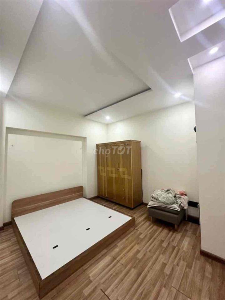 Nhà 4 tầng kế bên KDC Hồng Long Ql13 Hiệp Bình Phước hơn 6 tỷ.
