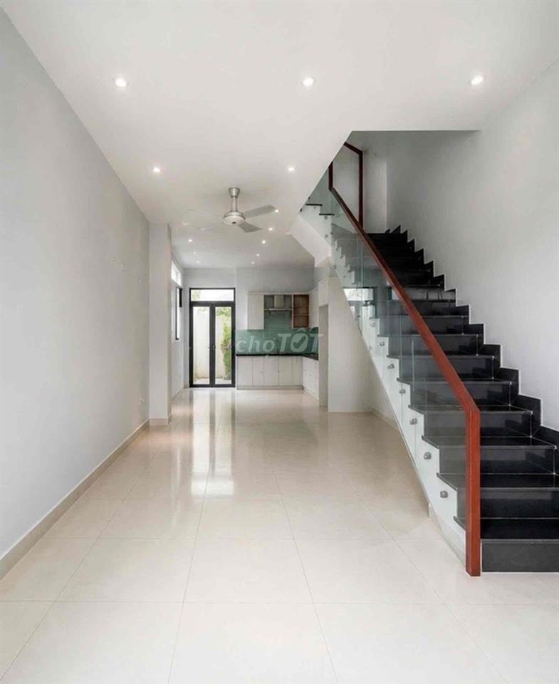 75m2 ,HXH, 3 Tầng , gần Gigamall Phạm Văn Đồng chỉ 6,95 tỷ