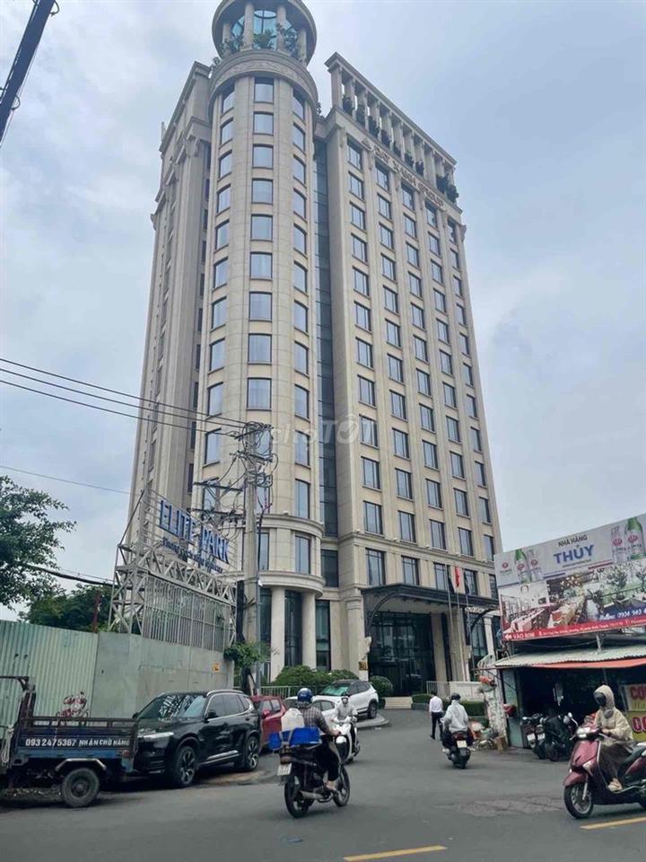 Bán căn hộ dich vụ ngay Ung Văn Khiêm p.26 Bình Thạnh
