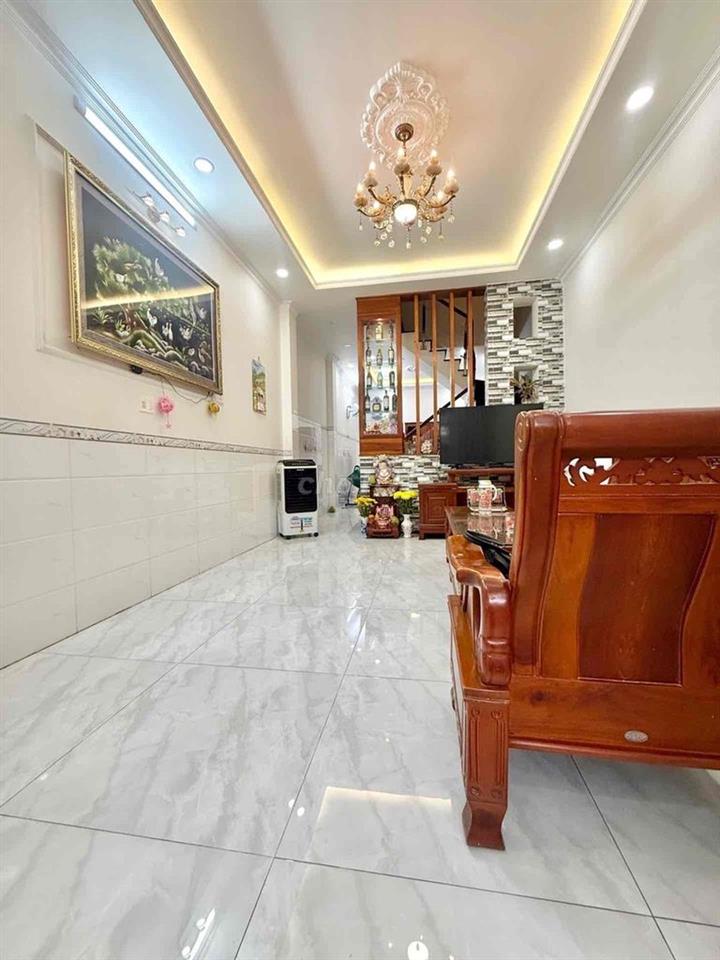 75 m2 ,4 tầng HXH khu bên sông Hiệp Bình Chánh ngay Gigamall