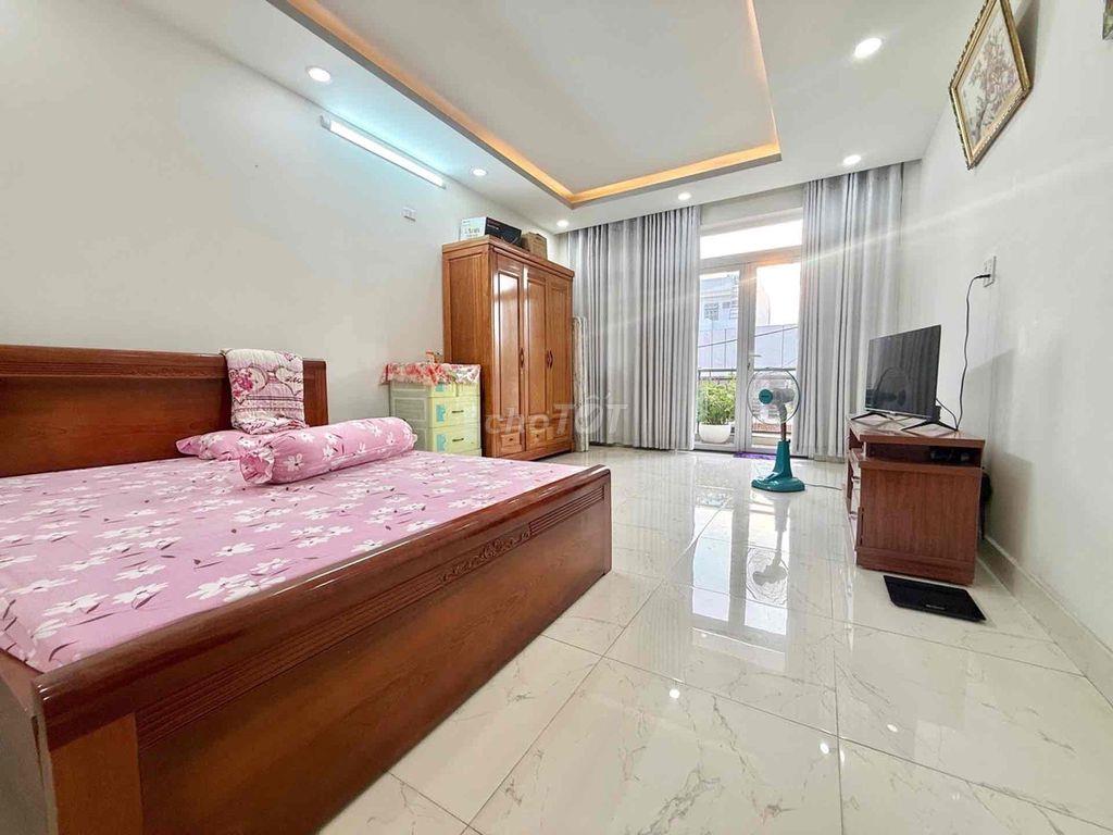 75 m2 ,4 tầng HXH khu bên sông Hiệp Bình Chánh ngay Gigamall