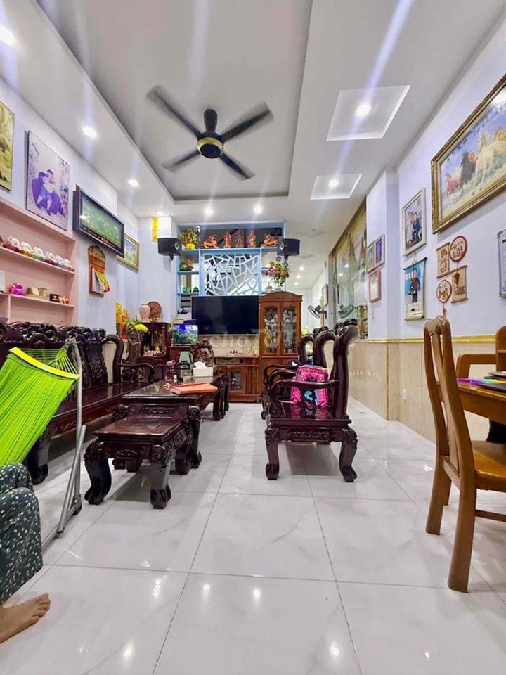 Bán nhà ngay đường 20 Khu bên sông Hiệp Bình Chánh. ngay Gigamall