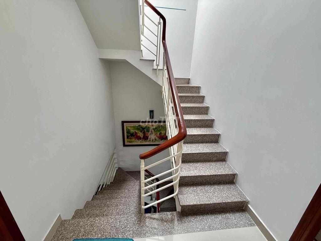 75m2 , 3 tầng HXH đường số 2 Hiệp Bình Phước chỉ 7,35 tỷ