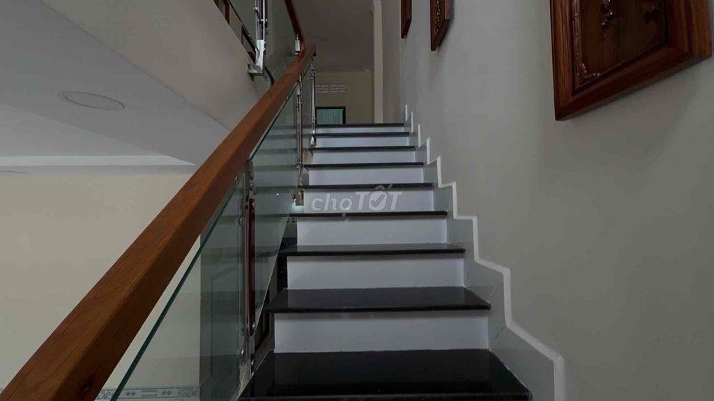 92m2 ,HXH ,đường Hiệp Bình Hiệp Bình Chánh chỉ 6,5 tỷ. không quy hoach