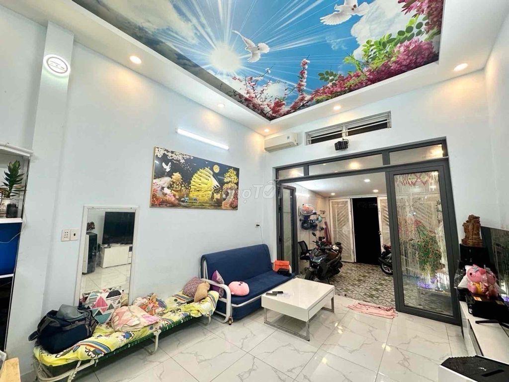 Bán nhà 130m2 , HXH Ql13 ngay Vạn Phúc chỉ 50 tr/m2