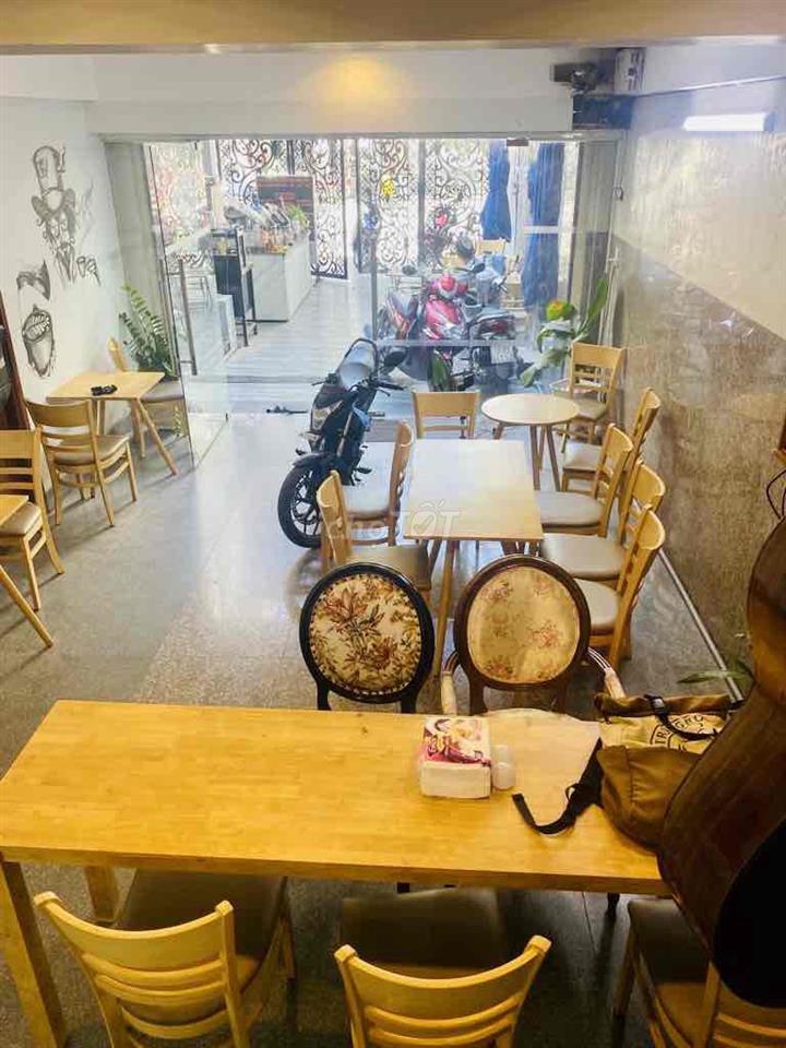 Mặt tiền đường Cây Keo , đối diện 3000 căn chung cư 155m2 nhà 4 tầng