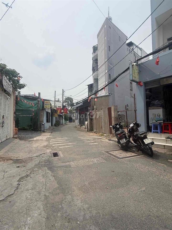 Bán nhà mặt tiền đường 19  Linh Chiểu Thủ Đức dòng tiền 80 tr/tháng