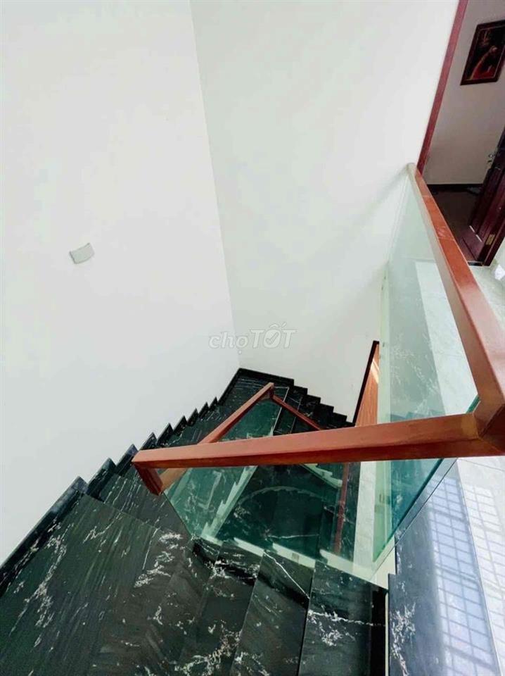 Bán nhà khu bên sông Hiệp Bình Chánh.138 m2 ,3 tầng chỉ 13,5 tỷ