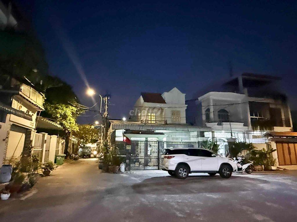 Bán nhà diện tích lớn 150 m2 chỉ hơn 8tỷ.kế Chợ Tam Hà ,Phạm Văn Đồng