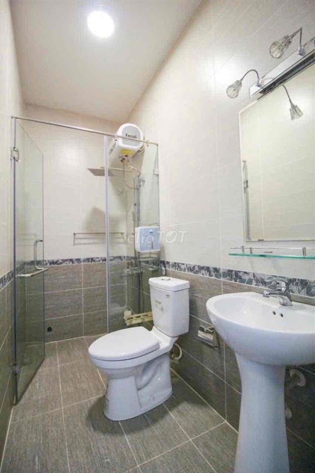 PHÒNG ĐẦY ĐỦ TIỆN NGHI NGAY THẢO ĐIỀN (CHÂN CẦU SÀI GÒN)