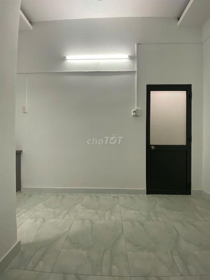 PHÒNG MỚI CHO THUÊ NGAY, SÁT LÀNG ĐẠI HỌC