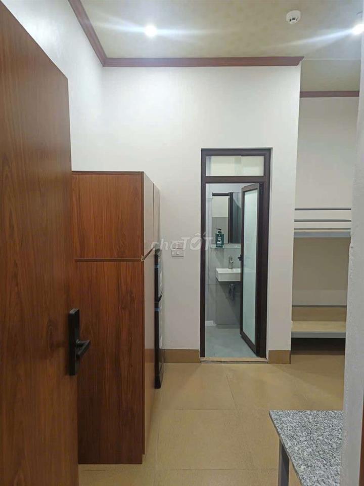 cho thuê phòng cổng sau trường phenika cách 200m 