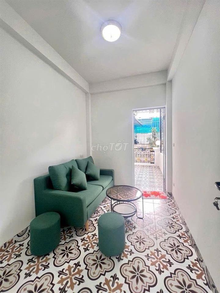 Nhà phố Tôn Thất Tùng - 5 tầng 3 ngủ, full nội thất, ngõ nông gần phố
