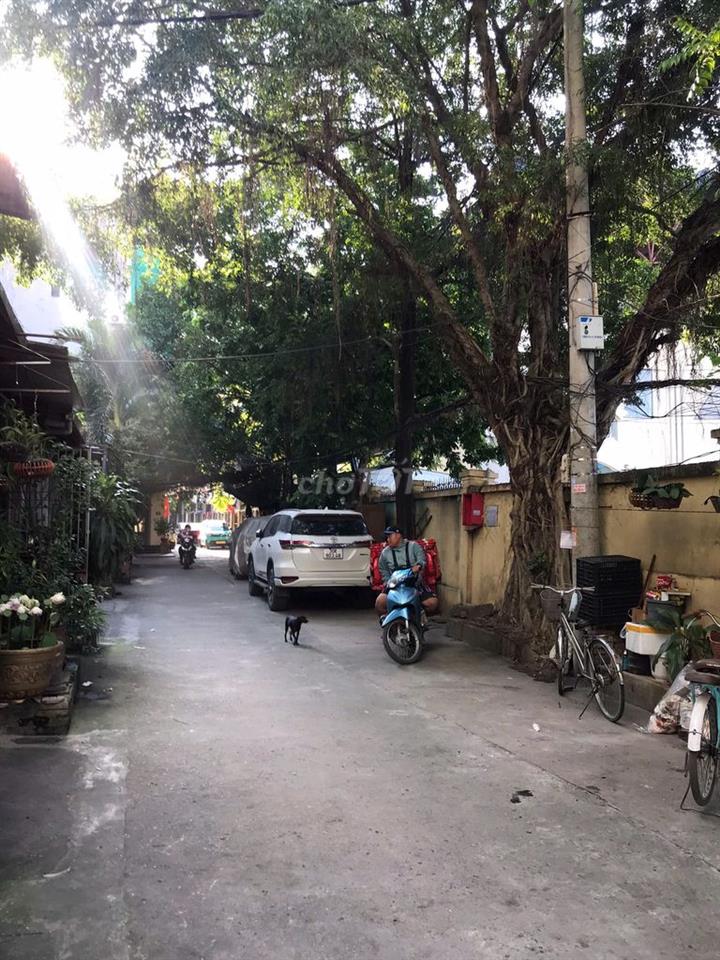 Cho thuê nhà tầng 1