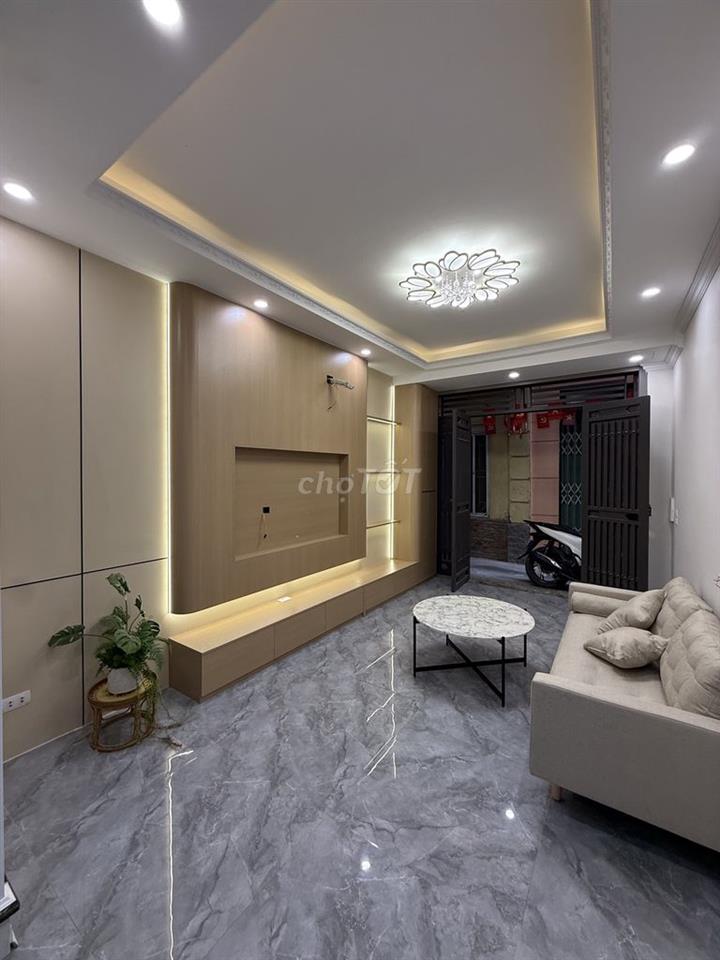 Cho thuê nhà vị trí trung tâm