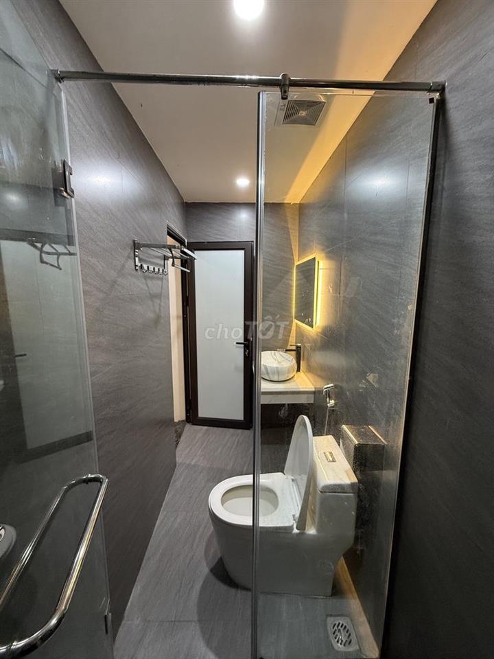 Cho thuê nhà vị trí trung tâm