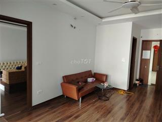 Cho thuê CHCC 2 ngủ, ưu tiên hộ gia đinh