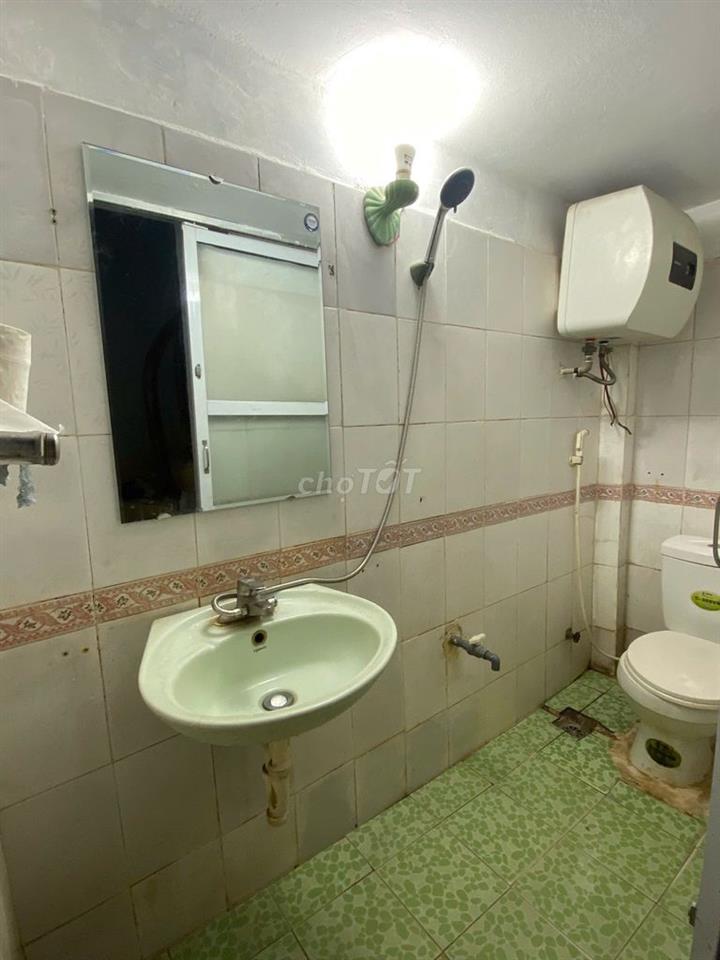 Nhà ở gia đình 20m2 x 4 tầng