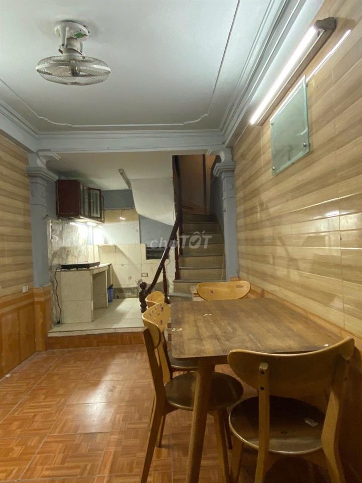 Nhà ở gia đình 20m2 x 4 tầng