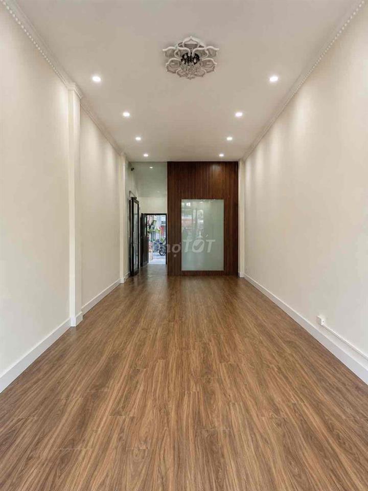Mặt phố Kim Đồng - Giáp Bát