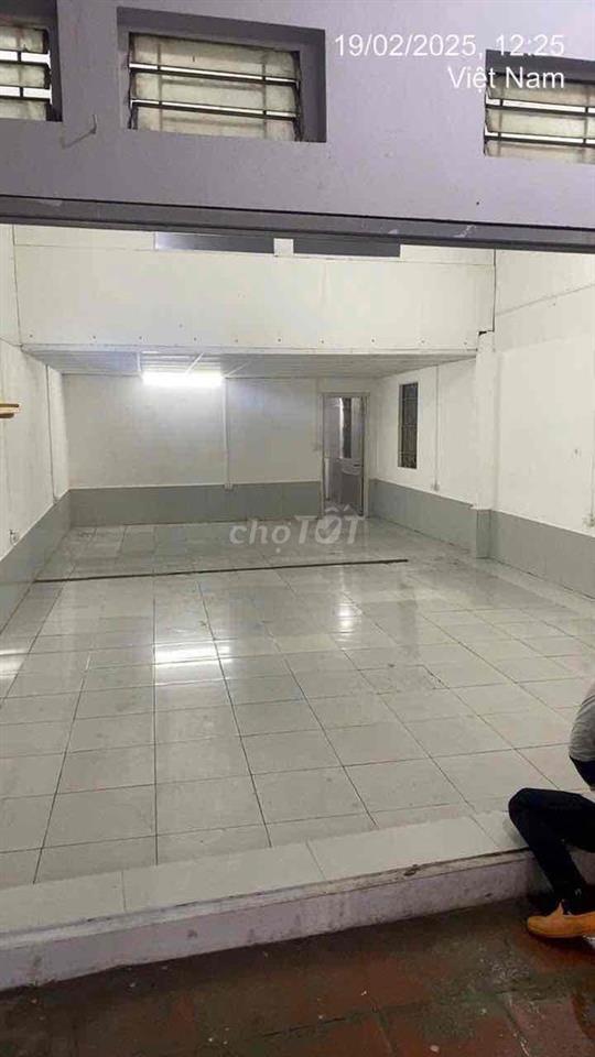 Cho Thuê nhà sau sân Mỹ Đình 6,5 triệu đường nguyễn Văn Giáp