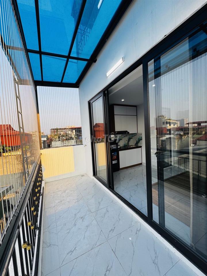 Chính chủ cần cho thuê phòng ccmn tại Võng Thị View hồ Tây