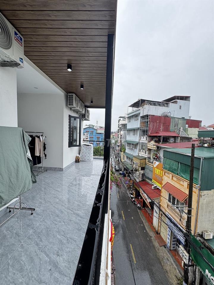 Cho thuê căn hộ 2 ngủ, mặt phố Q.Cầu Giấy