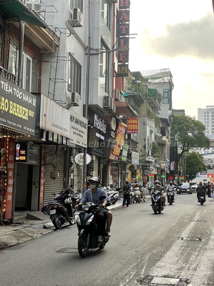Cho thuê nhà mặt phố Hạ Đình