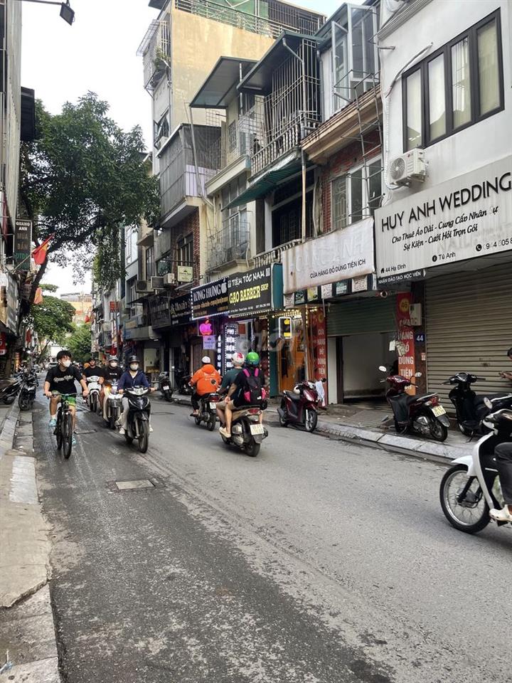 Cho thuê nhà mặt phố Hạ Đình
