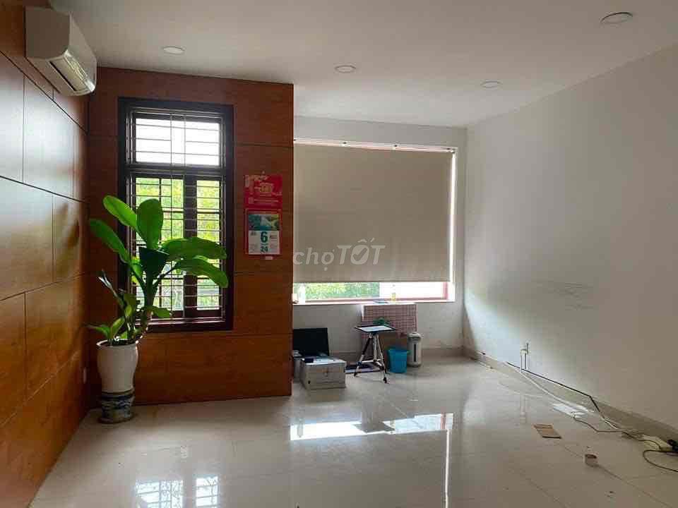 Cho Thuê Nhà 4 Tầng đường Trịnh Đình Thảo- Cẩm Lệ, Đà Nẵng