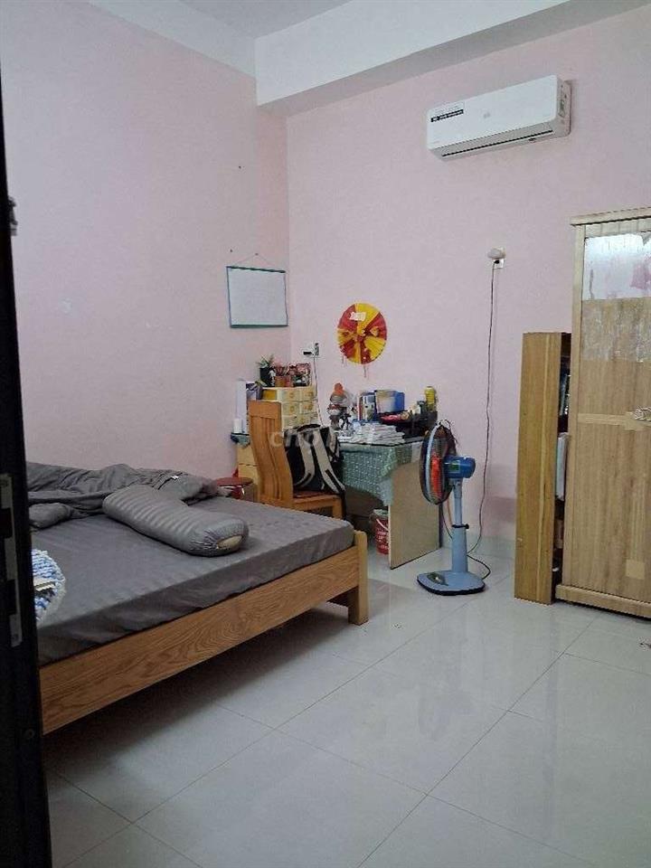 Bán Căn Nhà 2 Tầng Mặt Tiền Đường âu cơ phường liên chiểu TP Đà Nẵng