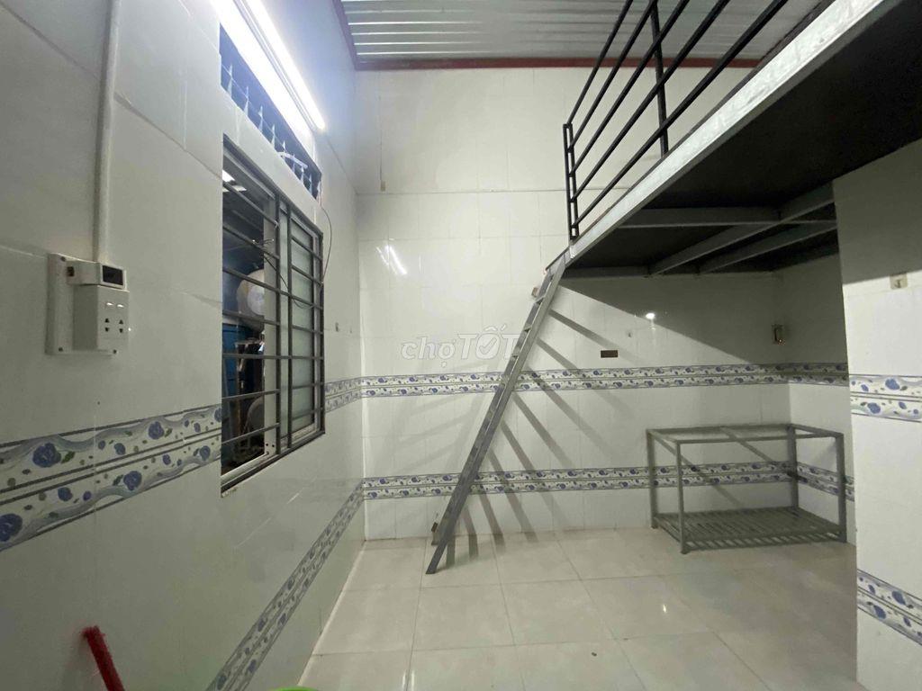 Phòng trọ gác lửng 90/12 Đồng Kè