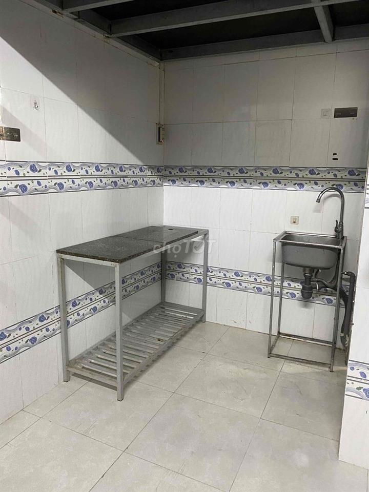 Phòng trọ gác lửng 90/12 Đồng Kè