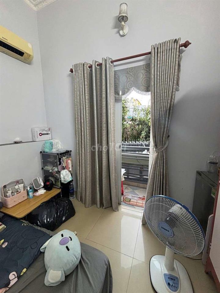 CHO THUÊ PHÒNG BAN CÔNG – GẦN ĐẠI HỌC CÔNG NGHIỆP & VĂN LANG