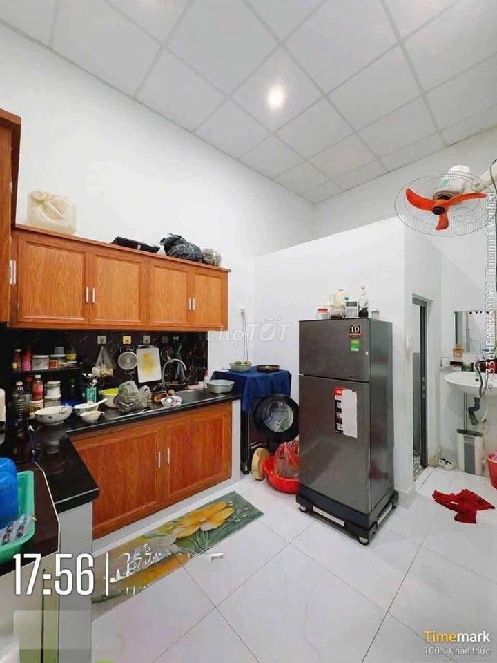cần bán nhà diện tích 60m phường dĩ an bình dương 
