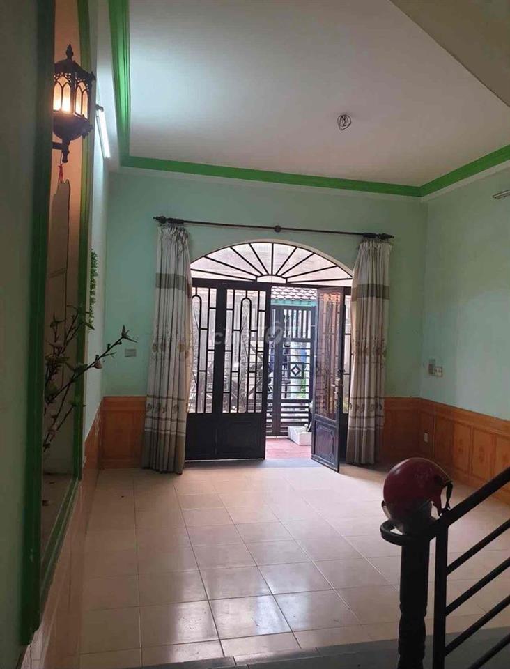 ( DĨ AN) CHÍNH CHỦ BÁN NHÀ SỔ CHUNG: 1 TỶ 950 TRIỆU.CÒN THƯƠNG LƯỢNG