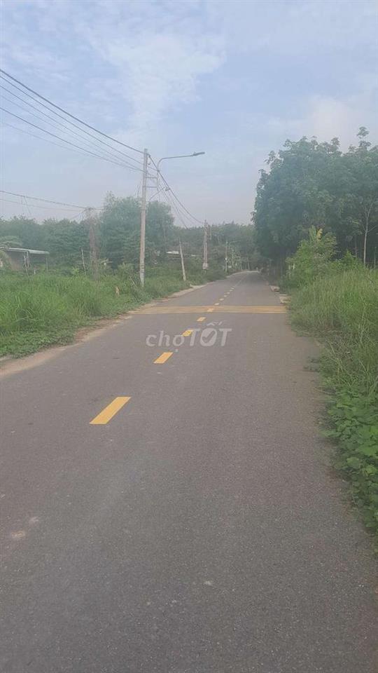 bán gấp lô đất hai mắt tiền 