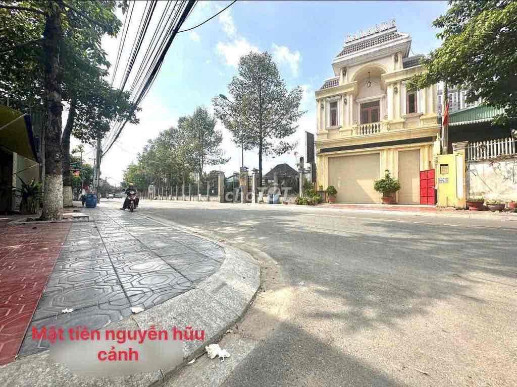 mặt tiền đường nguyễn hữu cảnh đông hoà dĩ an , bình dương