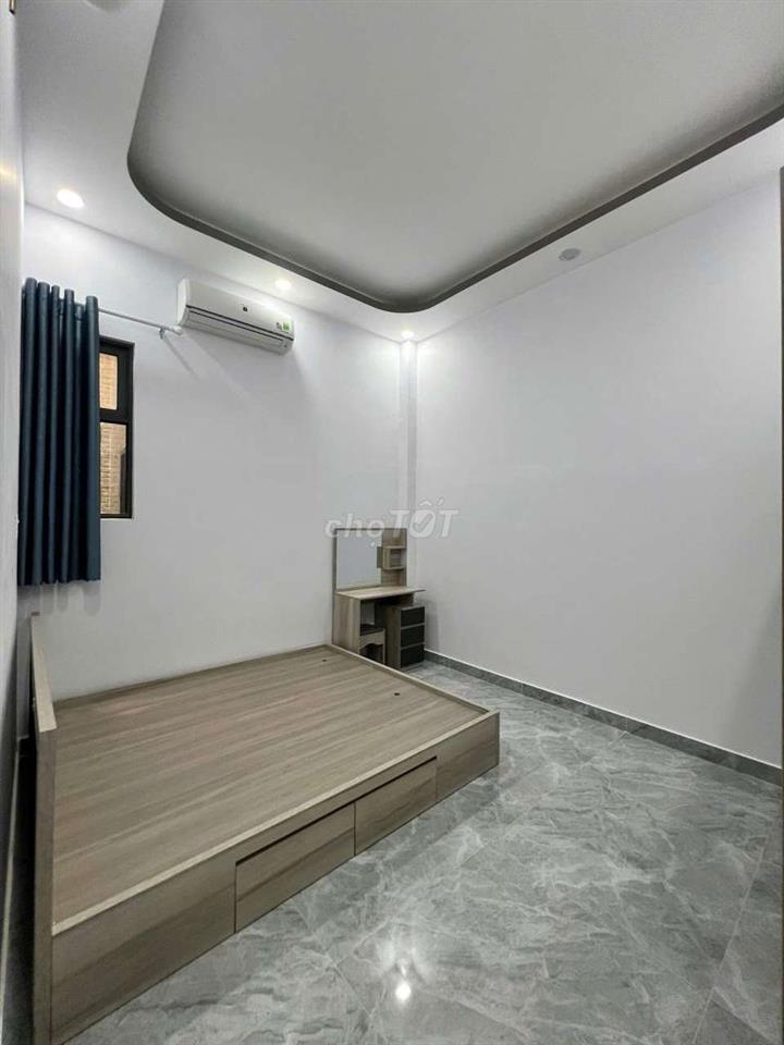 GIẢM 300 TRIỆU CĂN NHÀ MẶT TIỀN ĐẦU KHU DÂN CƯ THUẬN TIỆN KINH DOANH  