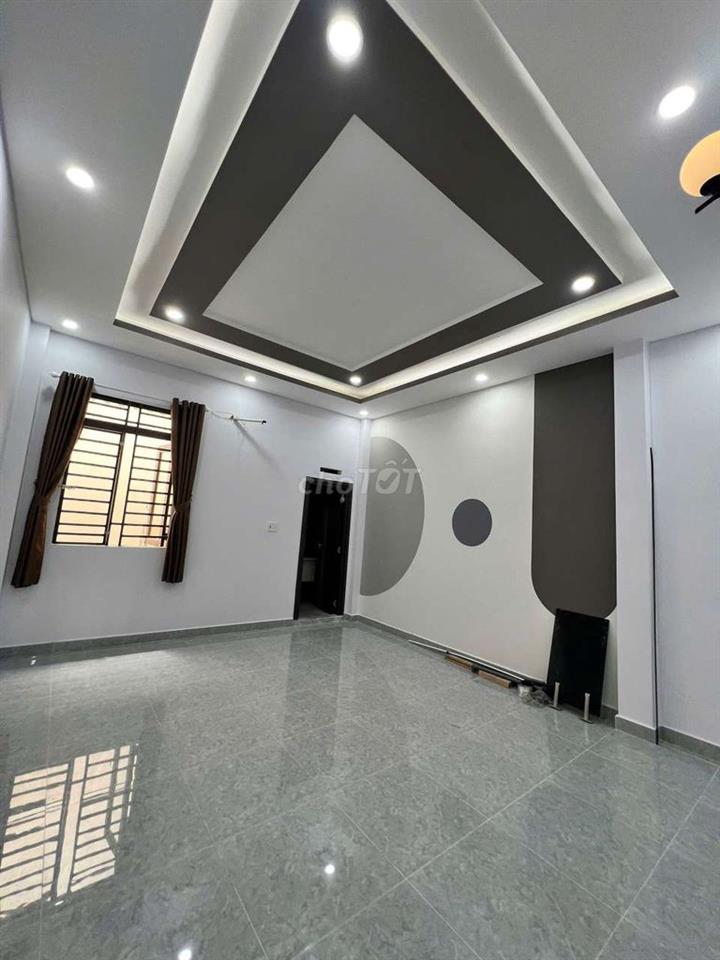 GIẢM 300 TRIỆU CĂN NHÀ MẶT TIỀN ĐẦU KHU DÂN CƯ THUẬN TIỆN KINH DOANH  