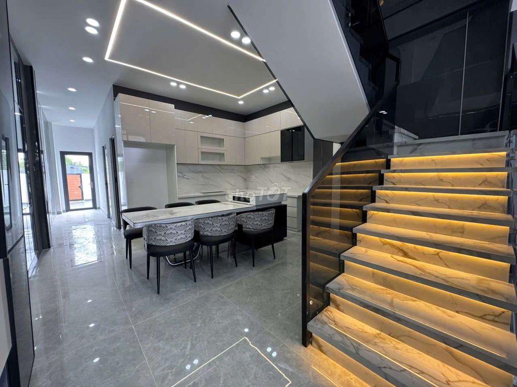 NHÀ PHỐ SÂN VƯỜN 140M2 GẦN TRƯỜNG TIỂU HỌC LONG KHÊ TRỌN GÓI 2 TỶ 750